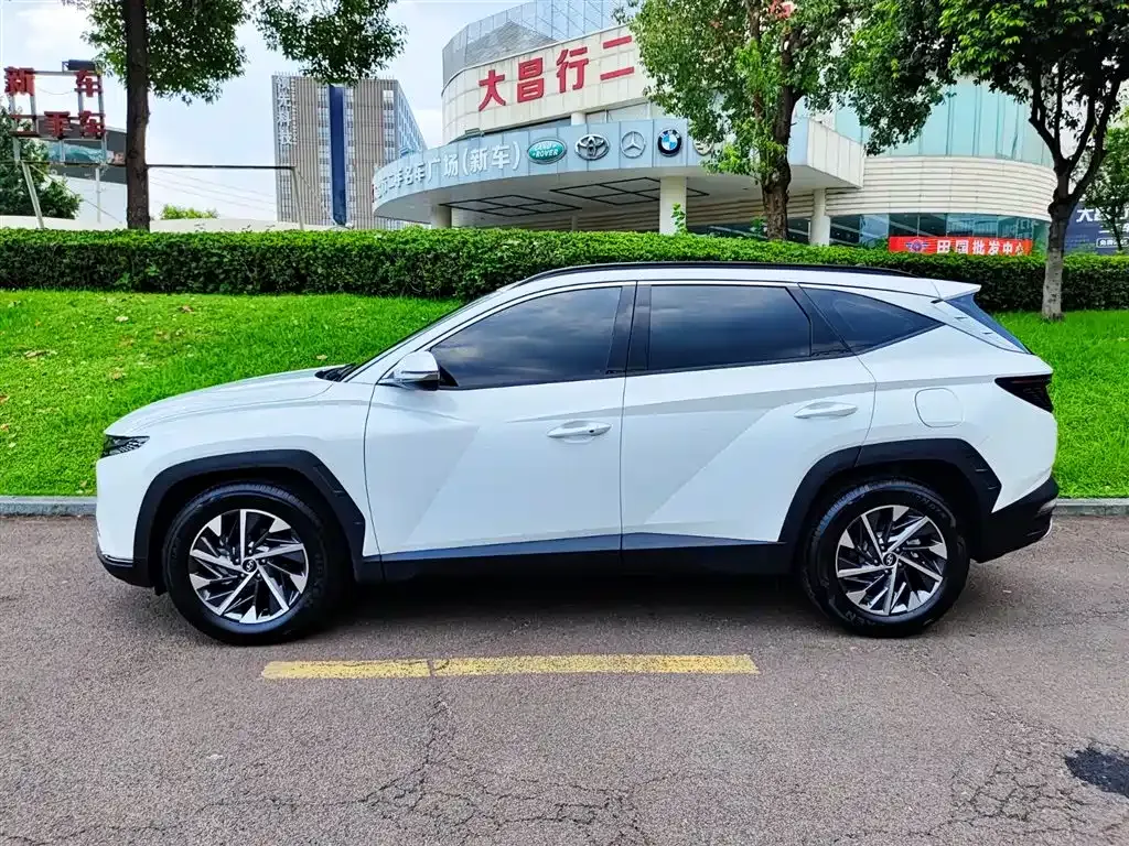 Hyundai Tucson 2023 из CN, фото 3