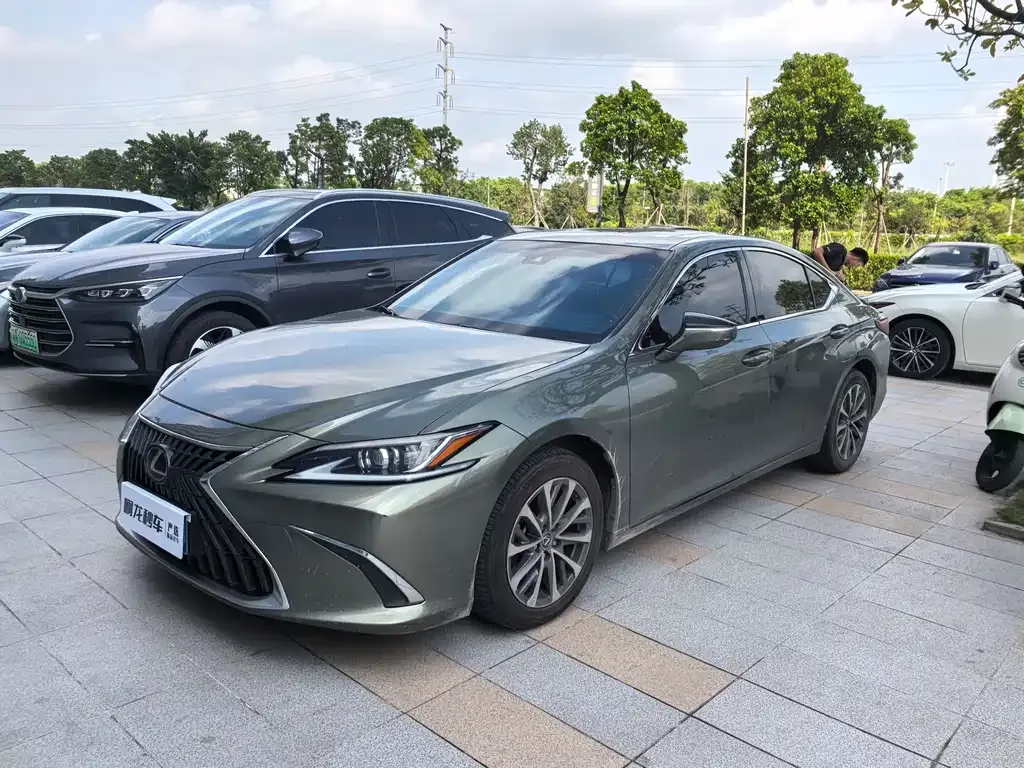 Lexus ES 2024 из CN, фото 1