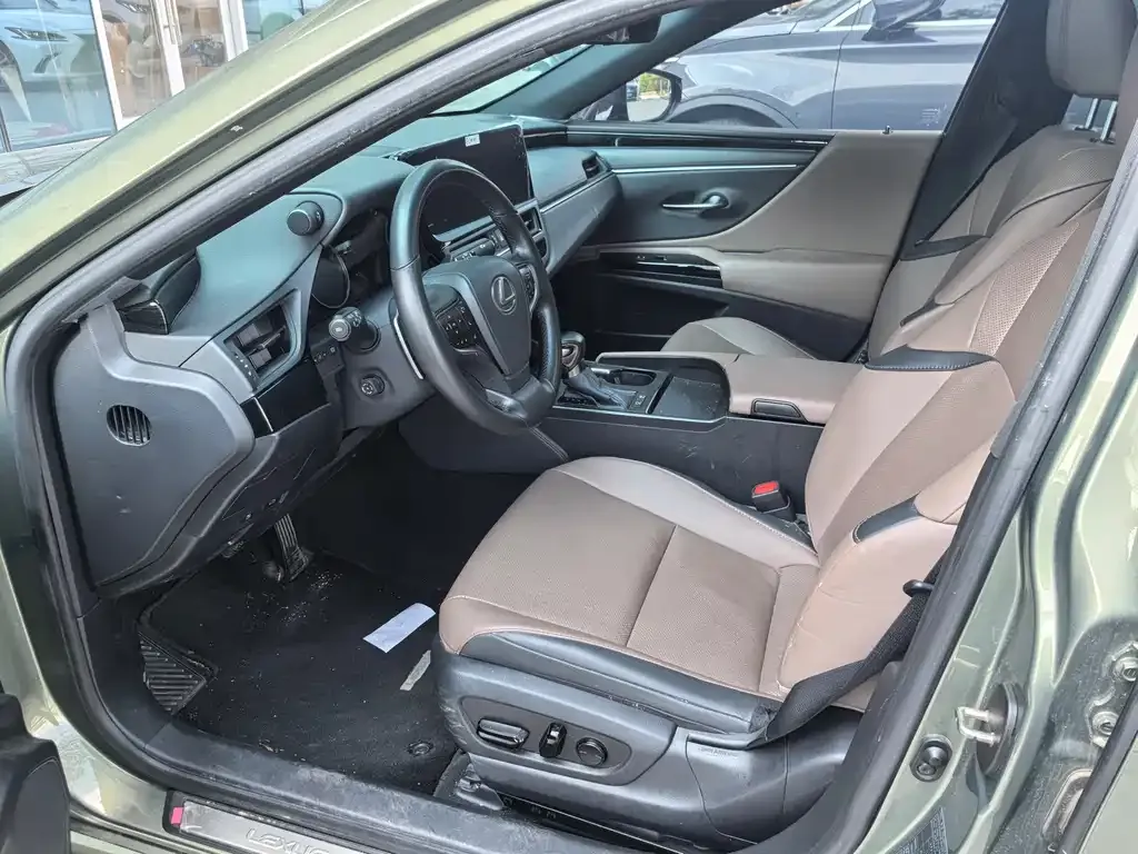 Lexus ES 2024 из CN, фото 4