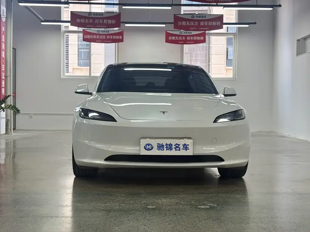 Tesla Model 3 2024 из CN, фото 2