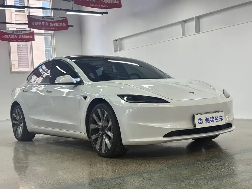 Tesla Model 3 2024 из CN, фото 3