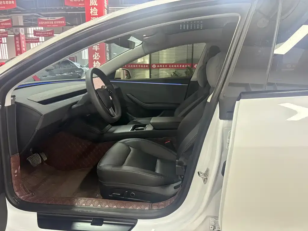Tesla Model 3 2024 из CN, фото 4