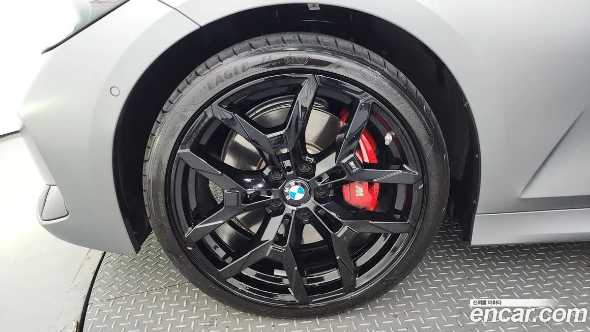 BMW 3-Series 2025 из KR, фото 5