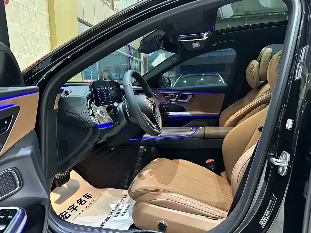 Mercedes-Benz E-Class — фото 5