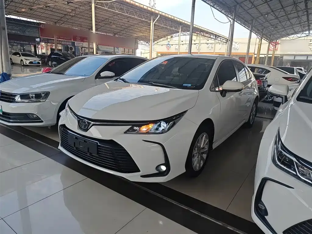 Toyota Corolla 2021 из CN, фото 2