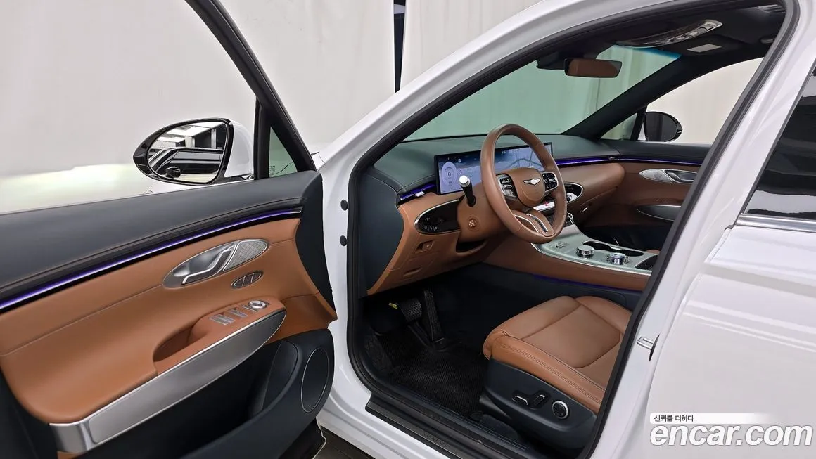 Genesis GV70 — фото 10