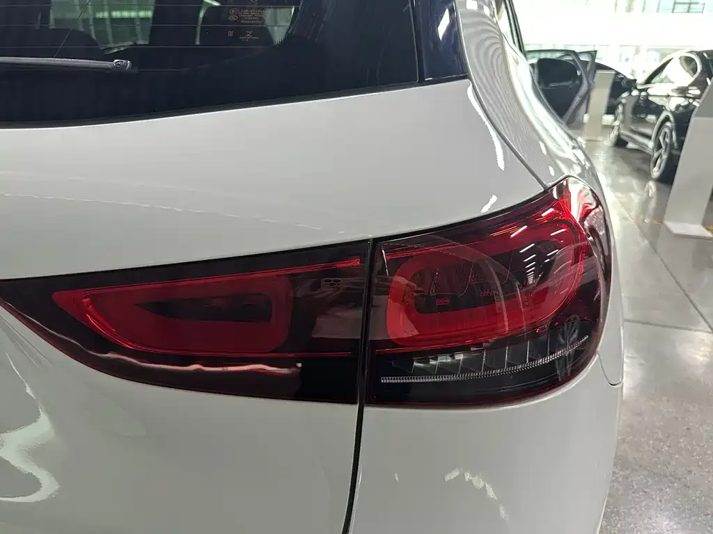 Mercedes-Benz GLA 2023 из CN, фото 8