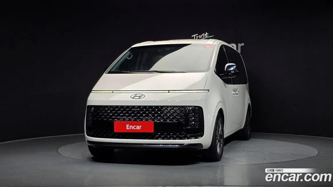 Hyundai Staria — фото 3