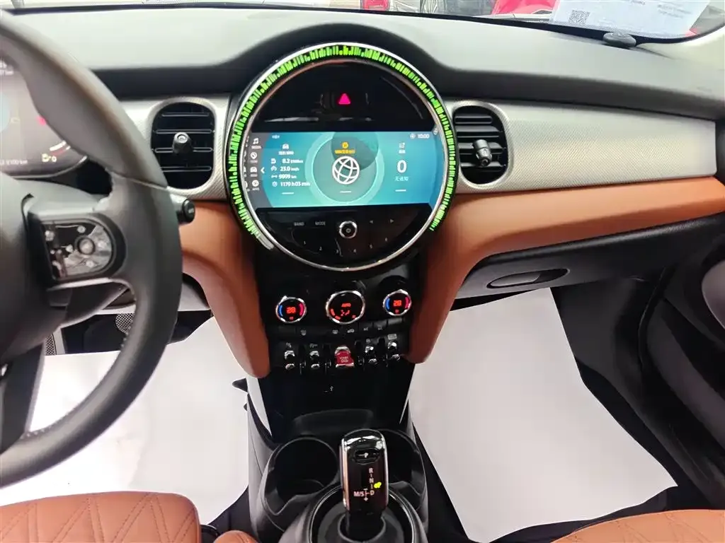MINI Cooper (3-door) 2021 из CN, фото 4