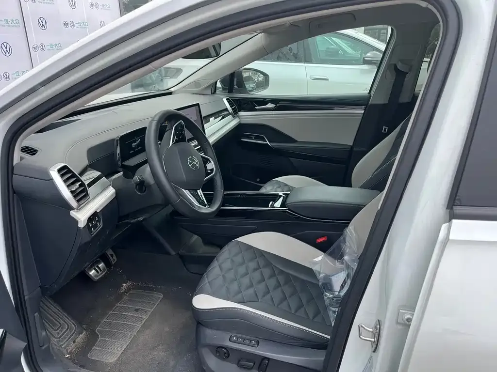 Volkswagen ID.6 Crozz 2024 из CN, фото 3
