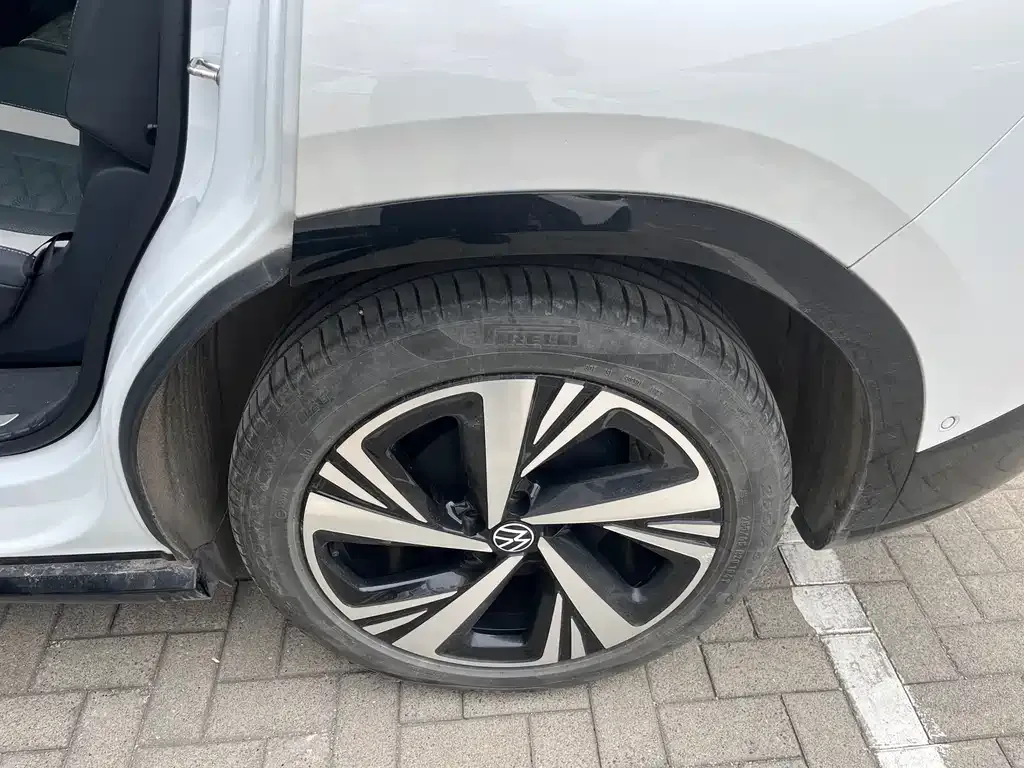 Volkswagen ID.6 Crozz 2024 из CN, фото 8