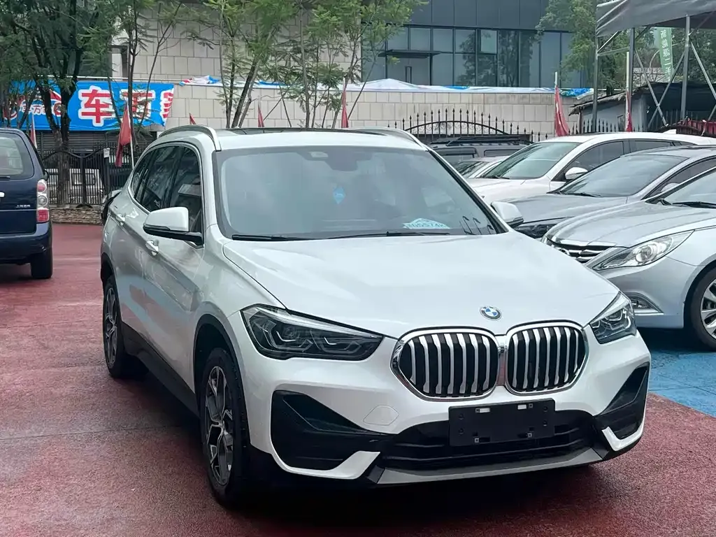 BMW X1 2022 из CN, фото 3