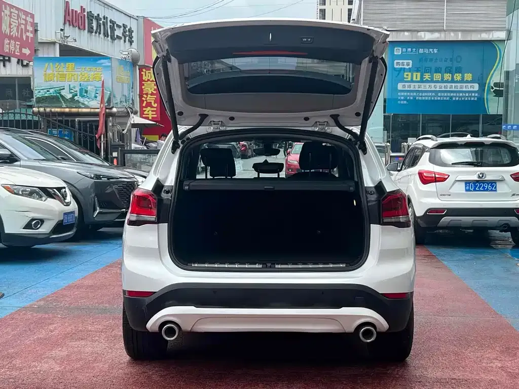 BMW X1 2022 из CN, фото 6