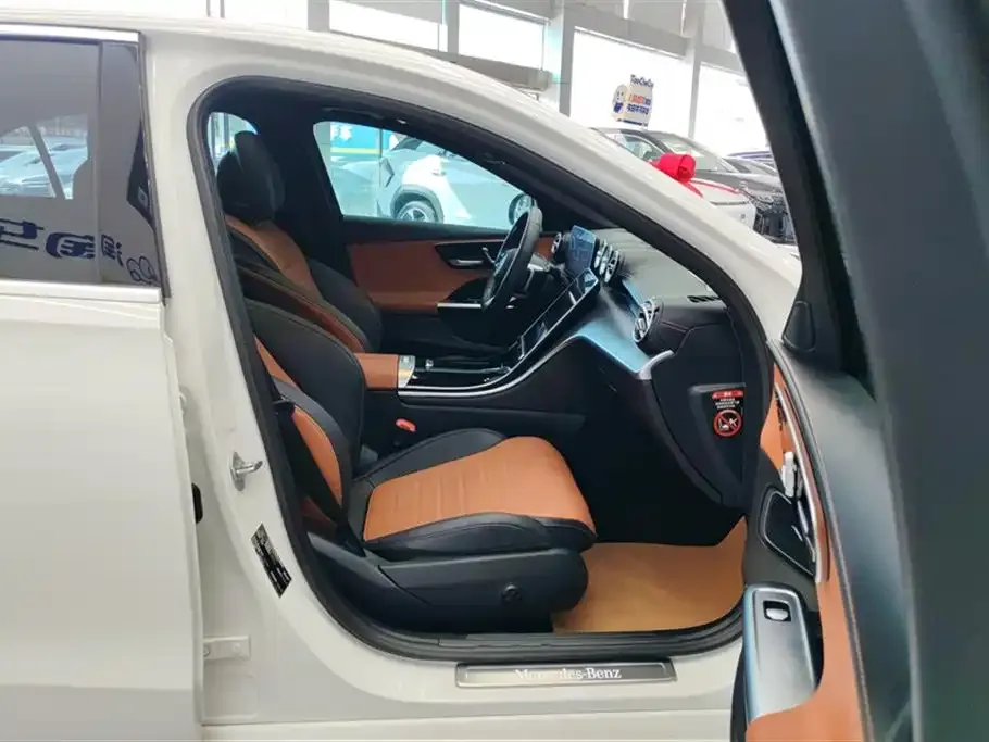 Mercedes-Benz C-Class 2023 из CN, фото 8