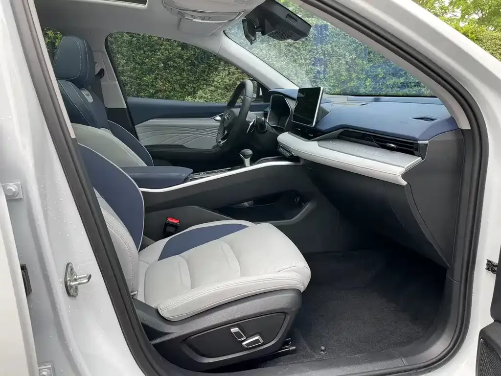 Geely Xingrui 2023 из CN, фото 8