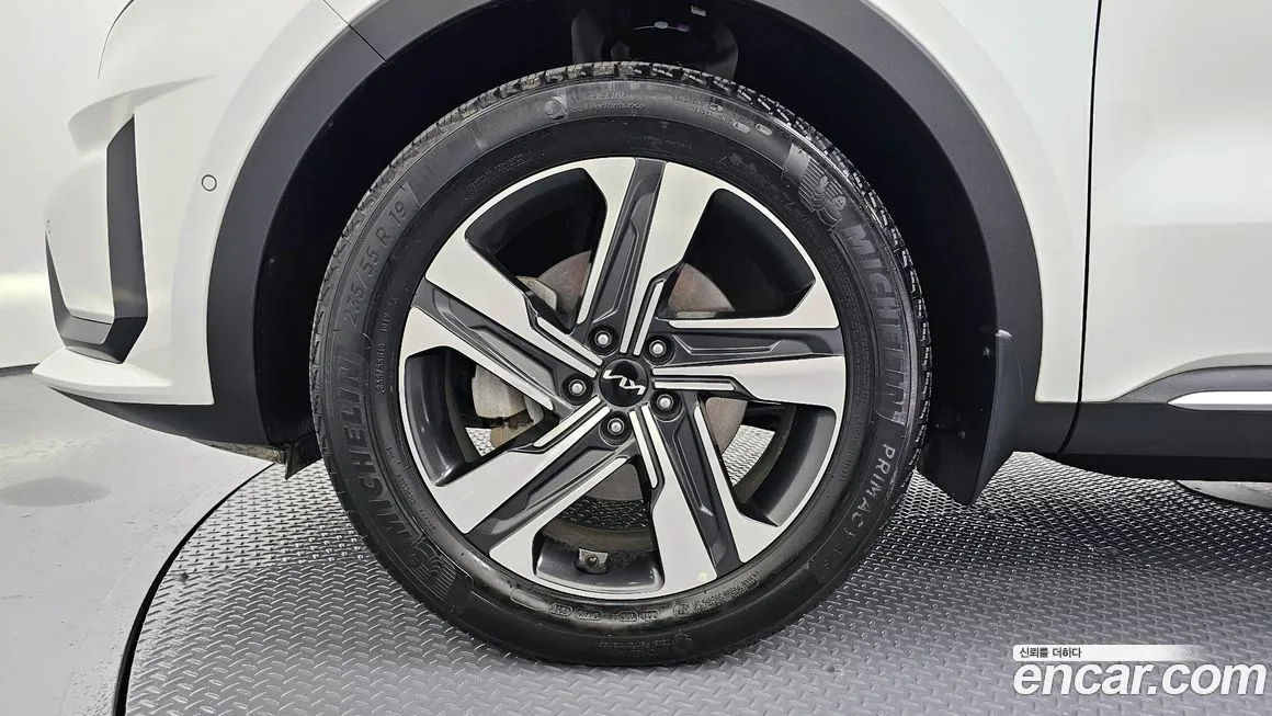 Kia Sorento — фото 5
