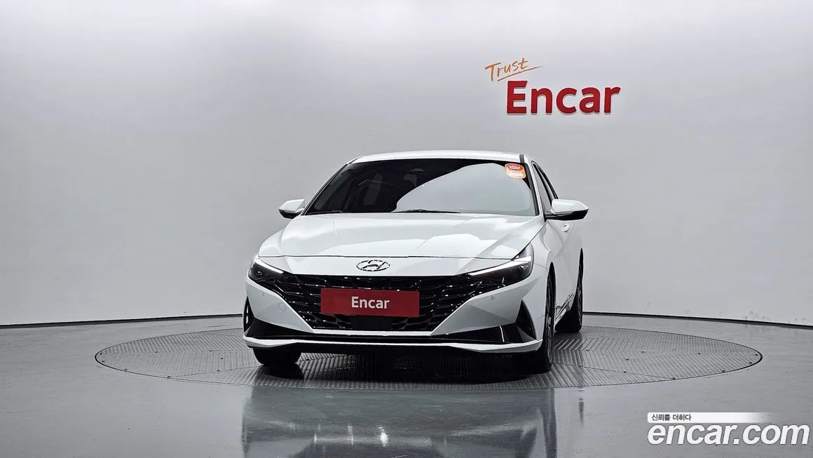 Hyundai AVANTE — фото 3