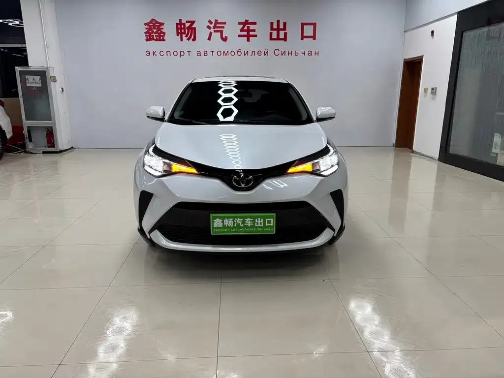 Toyota C-HR 2021 из CN, фото 1