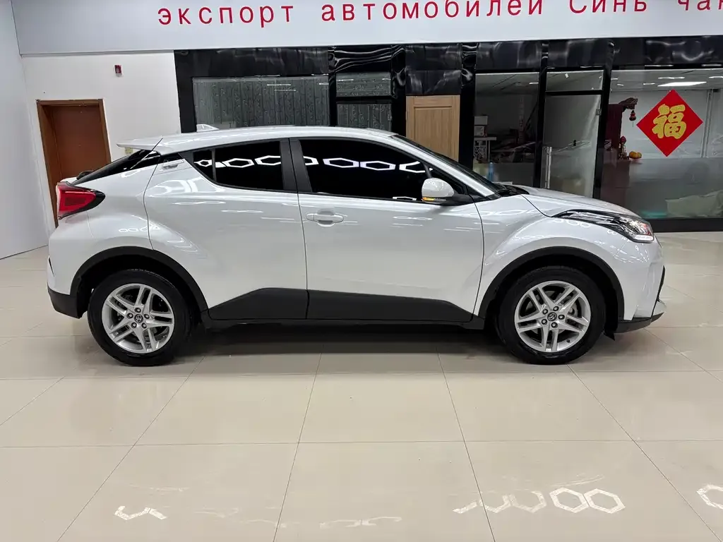Toyota C-HR 2021 из CN, фото 4
