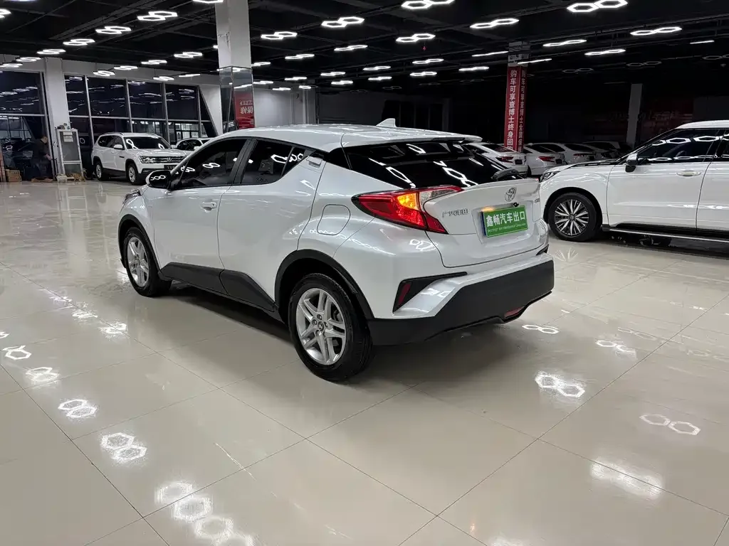 Toyota C-HR 2021 из CN, фото 7