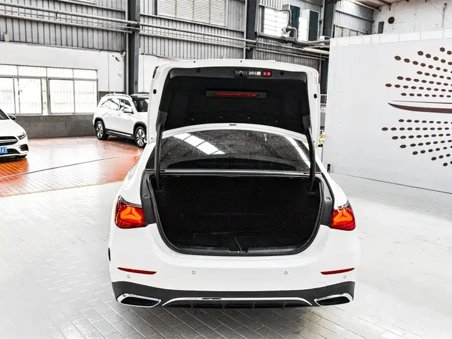 Mercedes-Benz E-Class 2024 из CN, фото 9