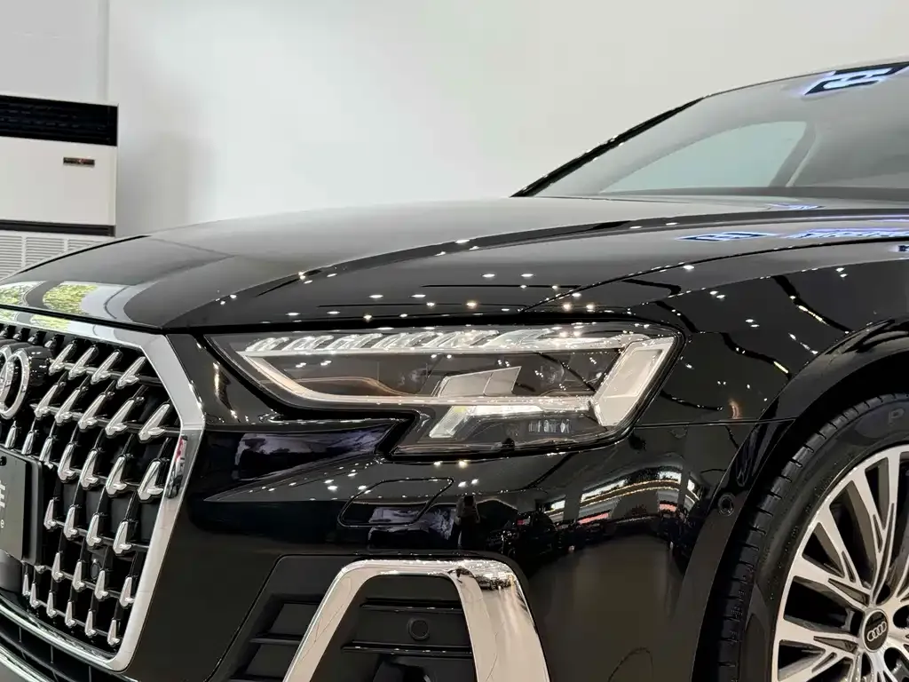 Audi A8 2024 из CN, фото 4