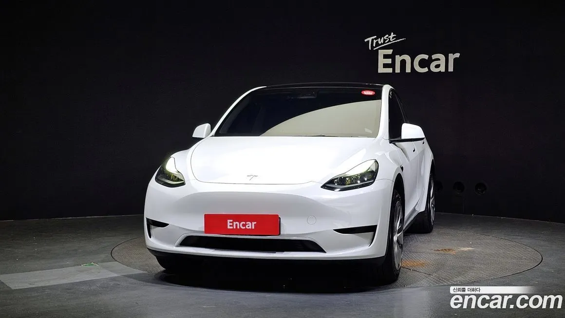 Tesla Model Y 2023 из KR, фото 3