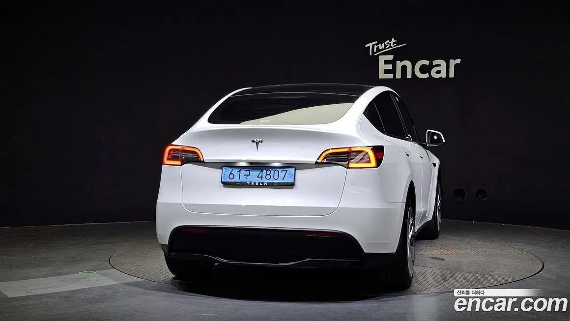 Tesla Model Y 2023 из KR, фото 4