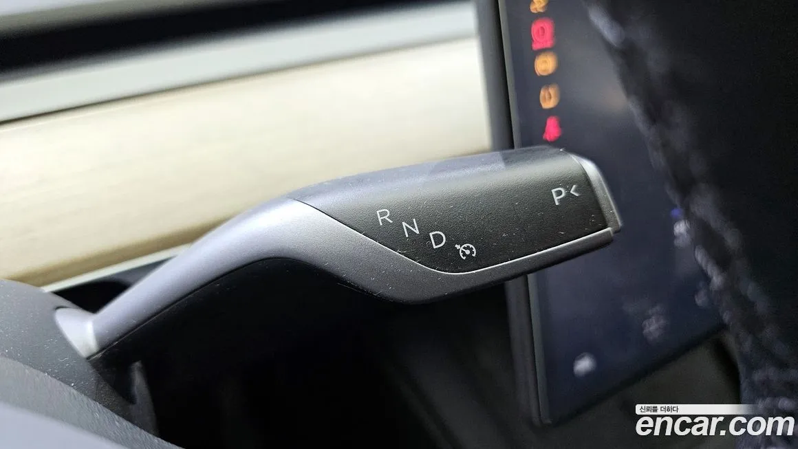 Tesla Model Y 2023 из KR, фото 9