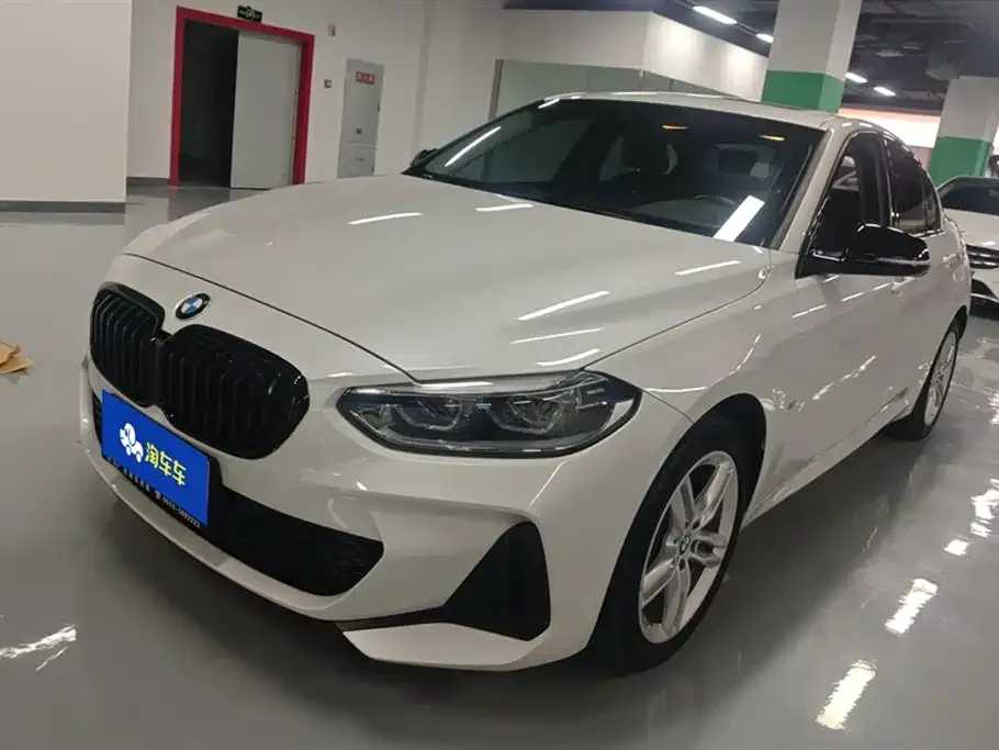 BMW 1 Series — фото 1