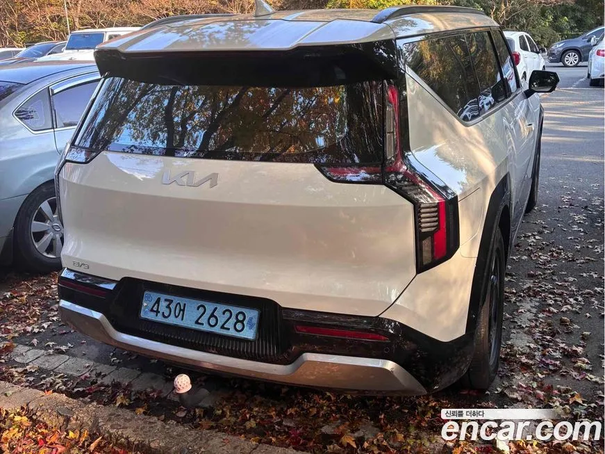 Kia EV9 2024 из KR, фото 3