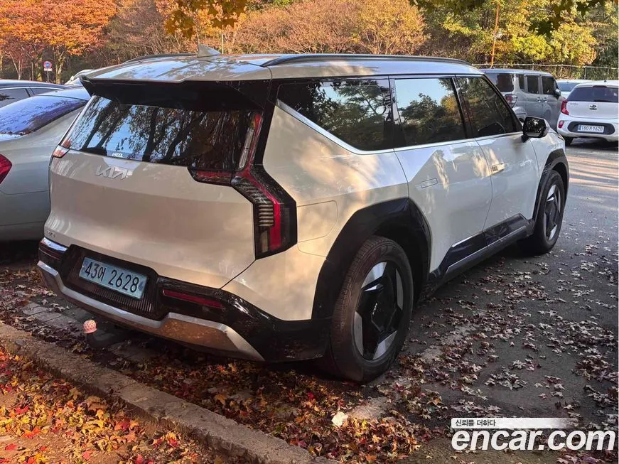Kia EV9 2024 из KR, фото 4