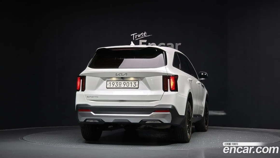 Kia Sorento — фото 4