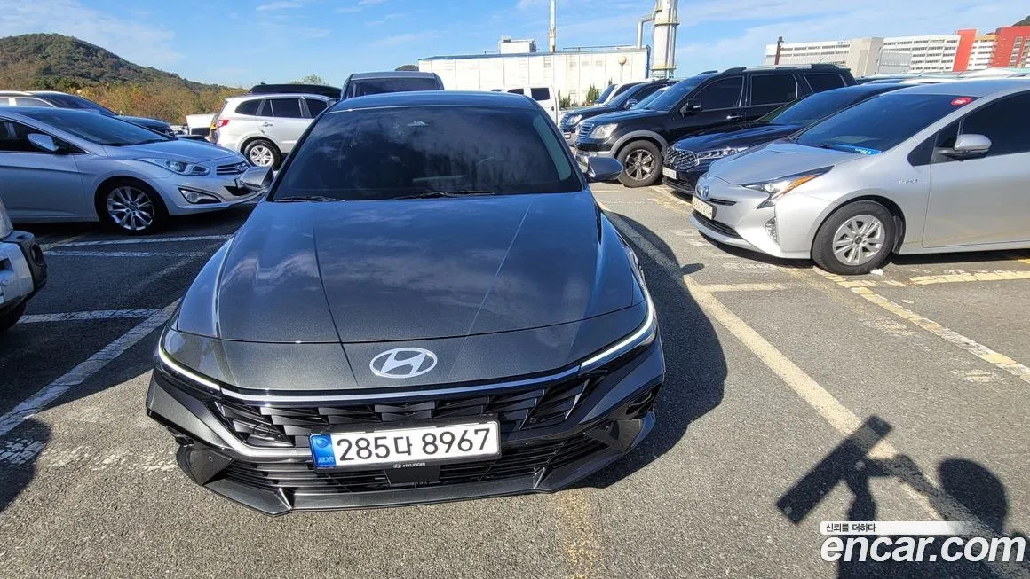 Hyundai AVANTE — фото 1