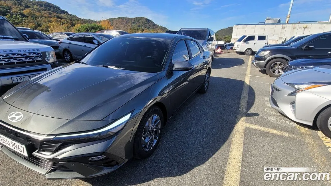 Hyundai AVANTE — фото 3