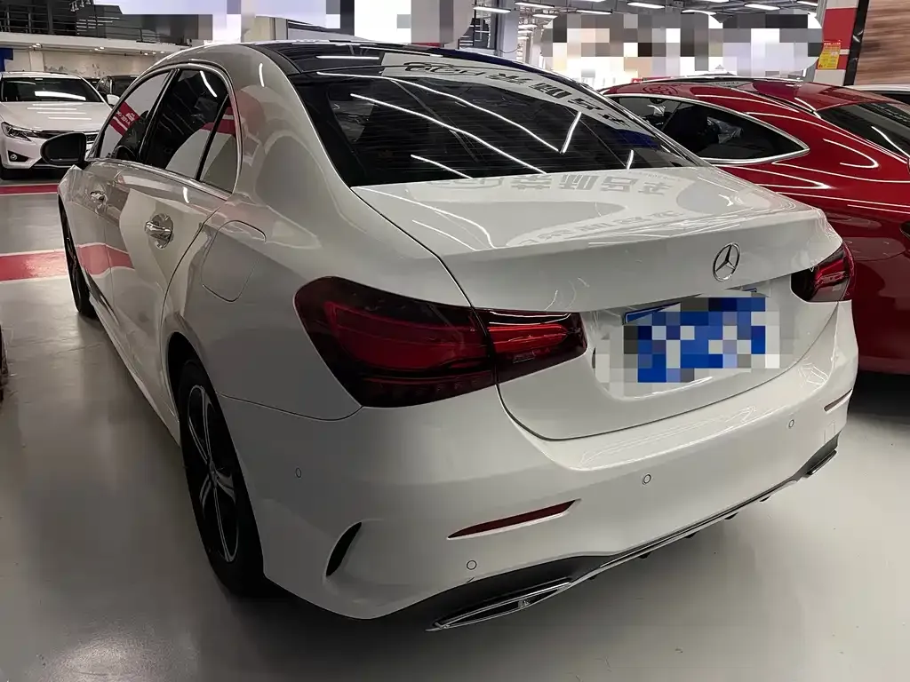 Mercedes-Benz A-Class 2023 из CN, фото 10
