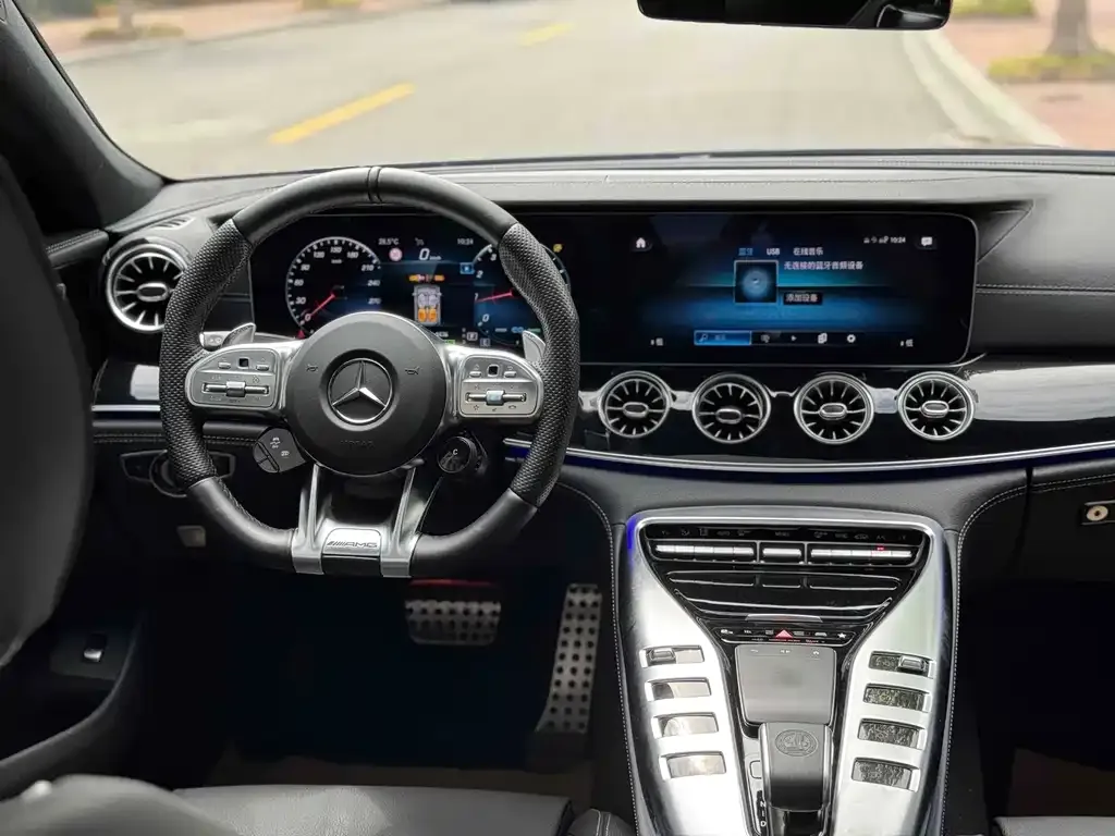 Mercedes-Benz AMG GT — фото 4