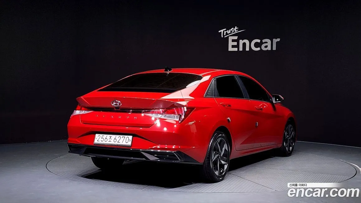 Hyundai AVANTE — фото 2