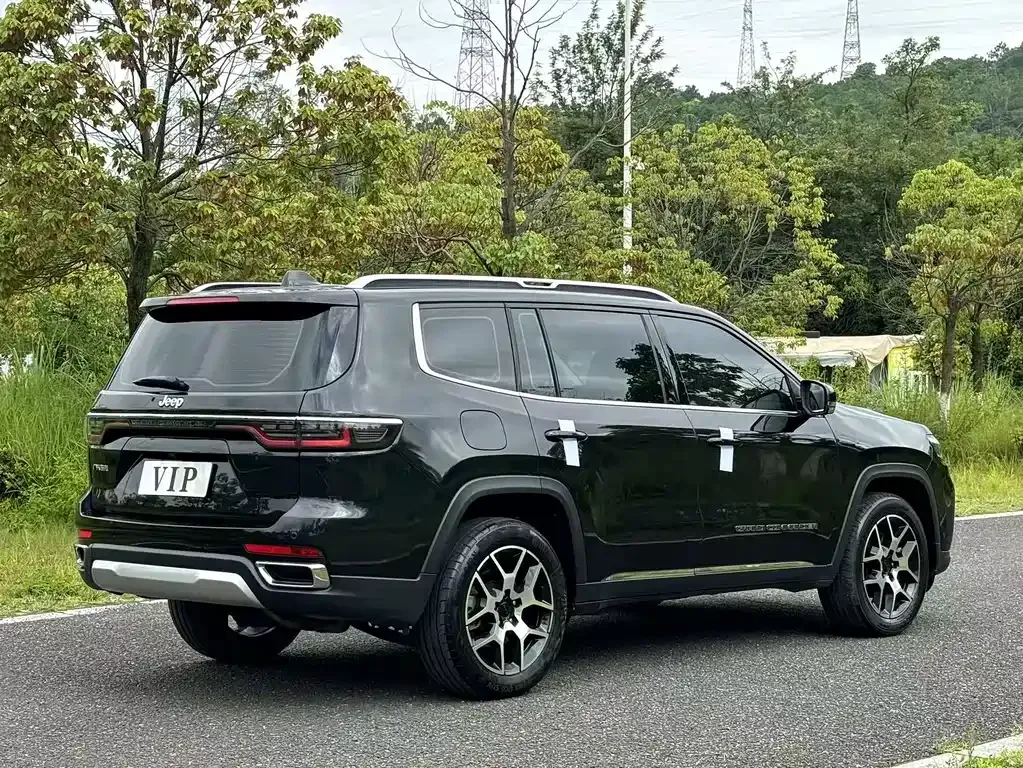 Jeep Grand Commander 2022 из CN, фото 4
