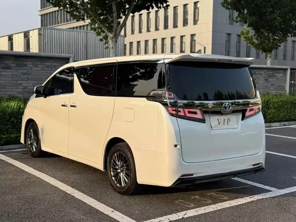 Toyota Vellfire 2021 из CN, фото 5