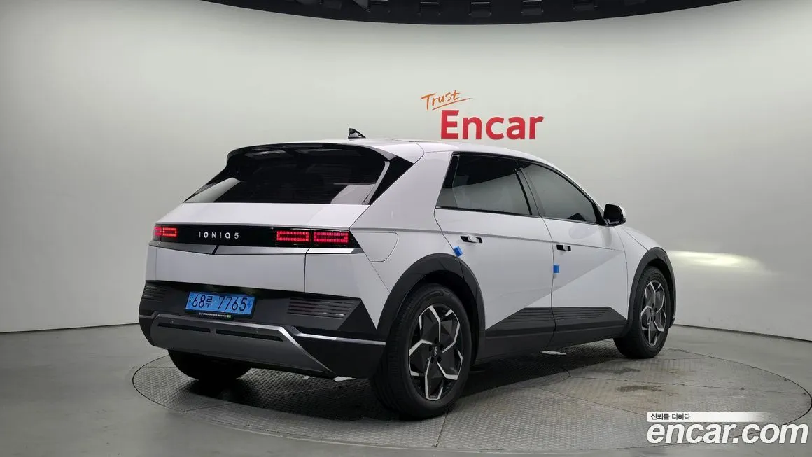 Hyundai Ioniq5 — фото 2