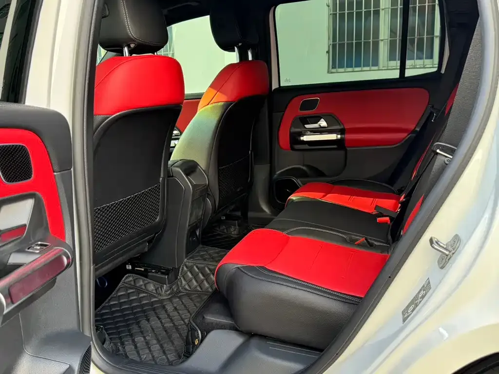 Mercedes-Benz GLB AMG — фото 4