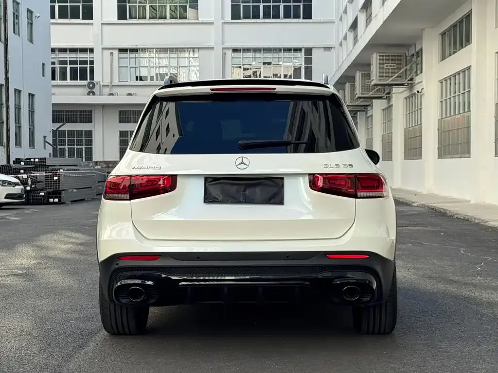 Mercedes-Benz GLB AMG — фото 8