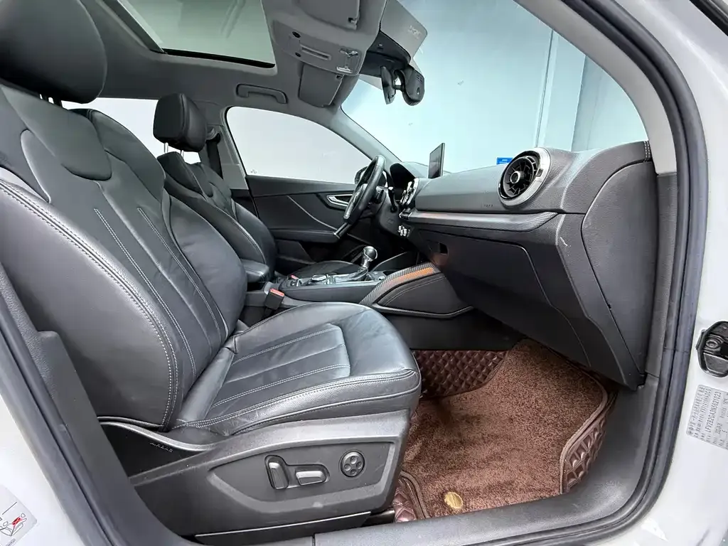 Audi Q2L 2022 из CN, фото 10