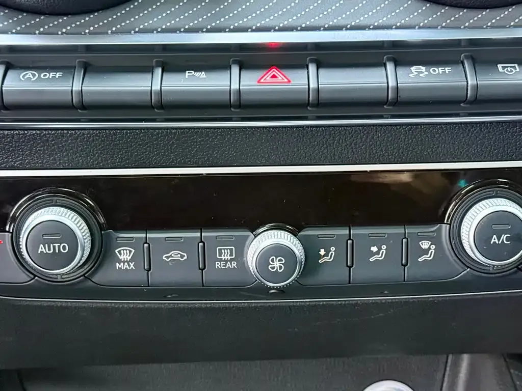 Audi Q2L 2022 из CN, фото 5