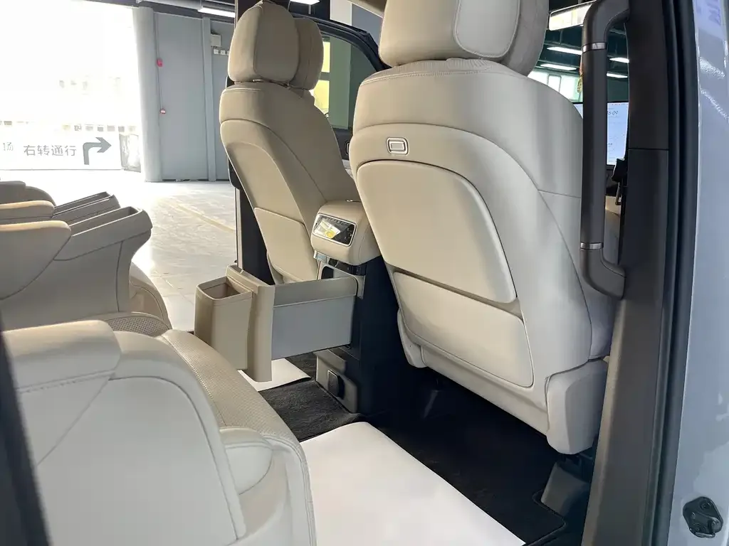 Li Auto MEGA 2024 из CN, фото 8