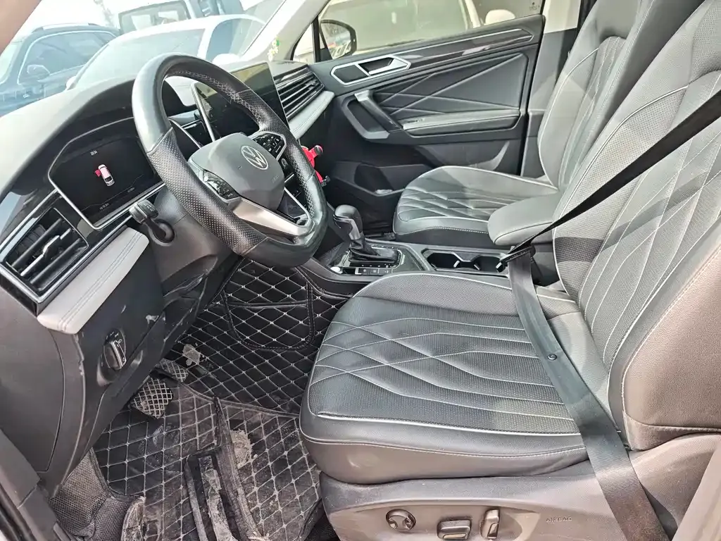 Volkswagen Tiguan L New Energy 2022 из CN, фото 4
