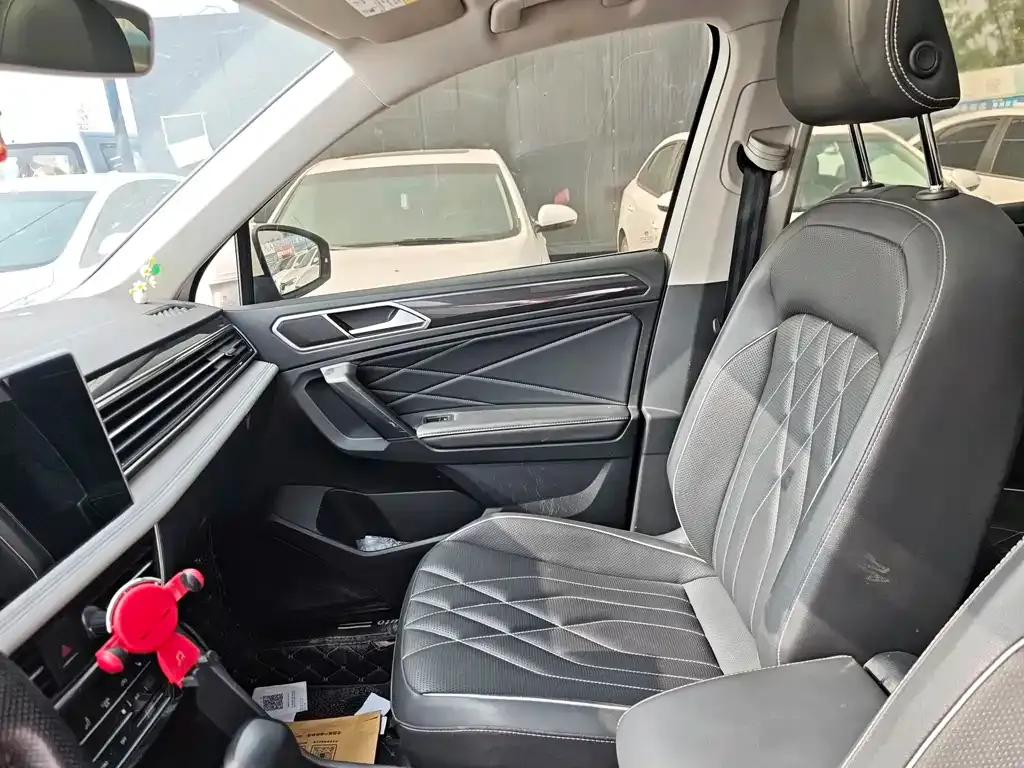 Volkswagen Tiguan L New Energy 2022 из CN, фото 5
