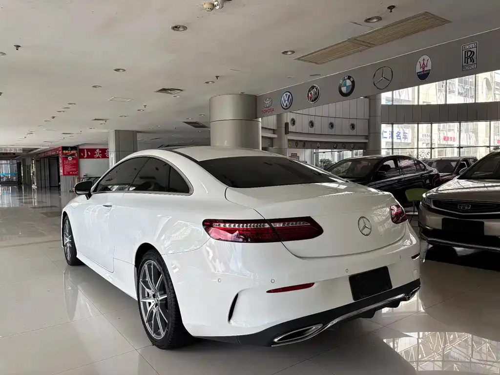 [object Object] E-Class (Import) 2023 из CN, фото 10