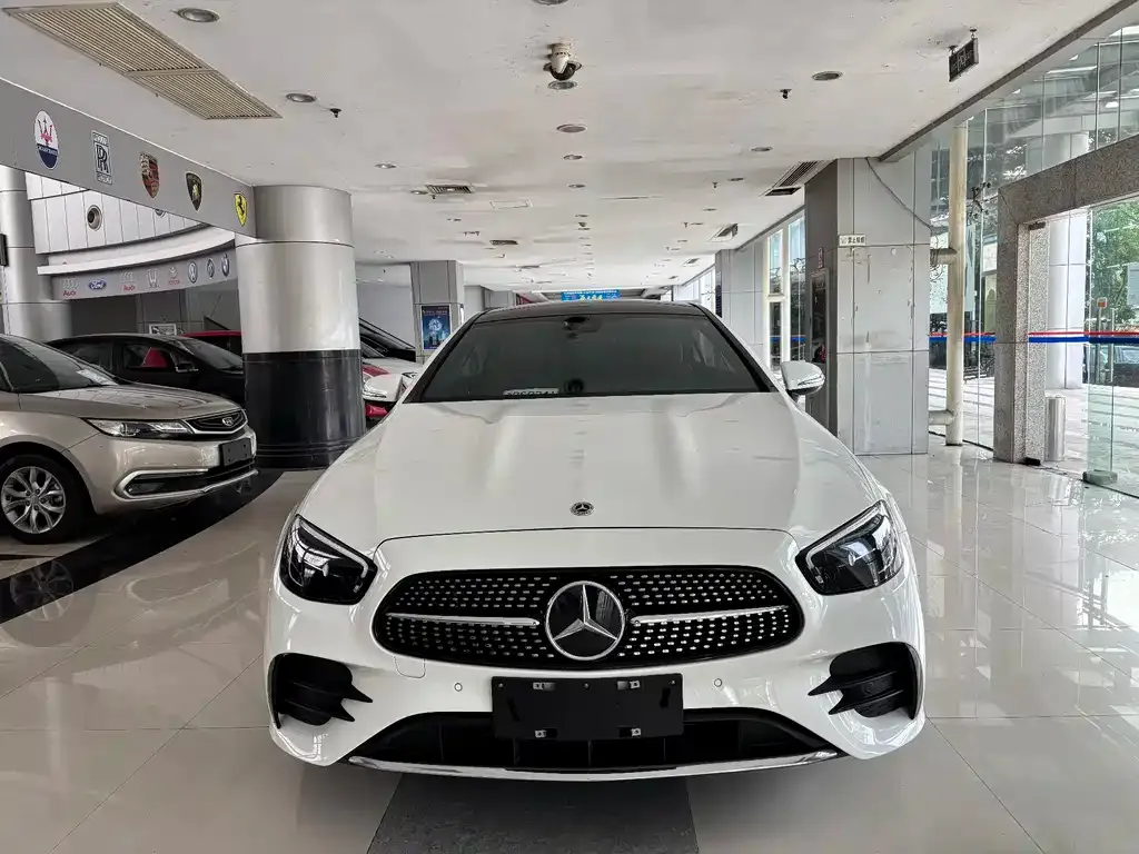 [object Object] E-Class (Import) 2023 из CN, фото 2
